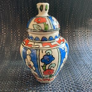 Turkish Iznik Ceramic Urn, Trinket Box, Blue, White, Red, Art
